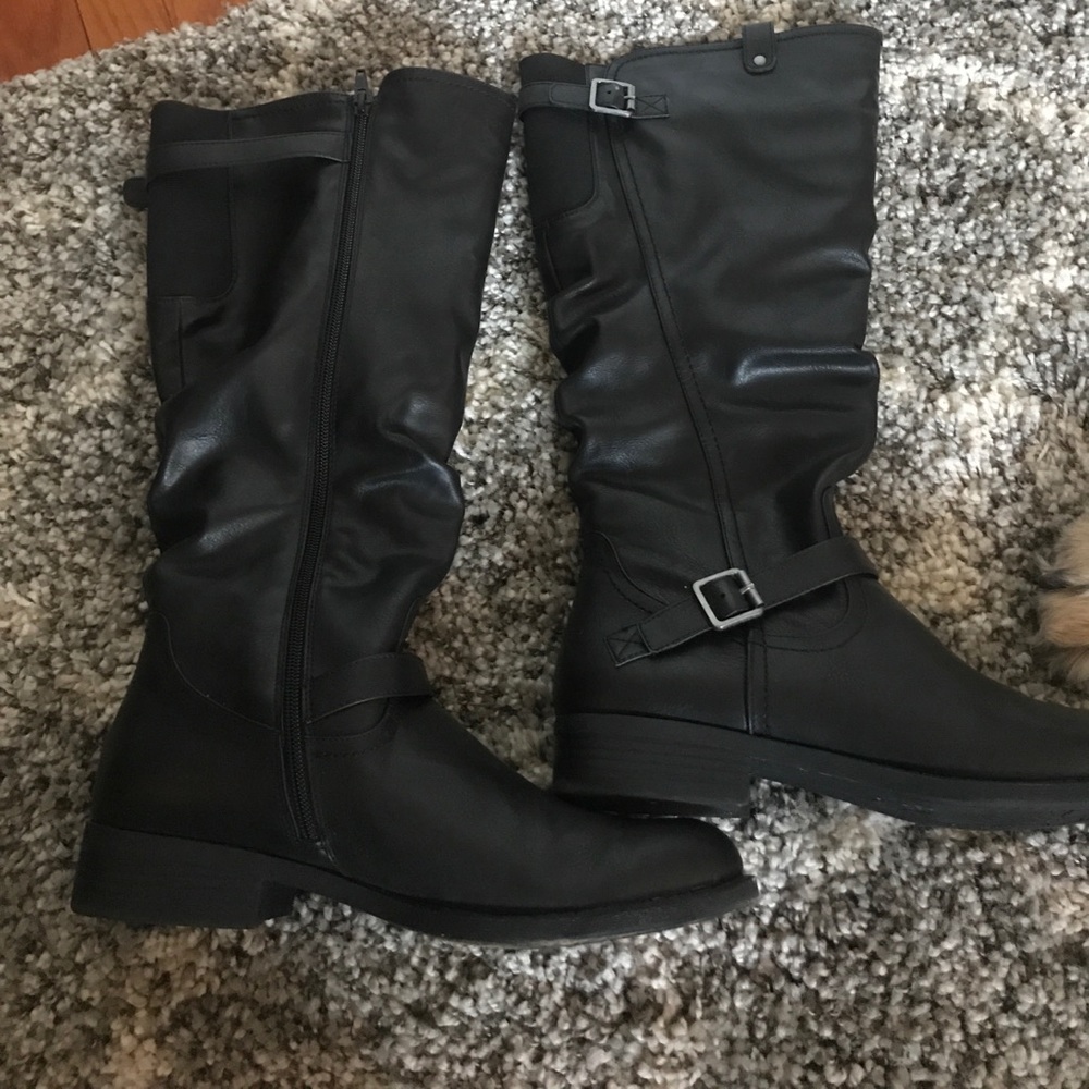 Black boots